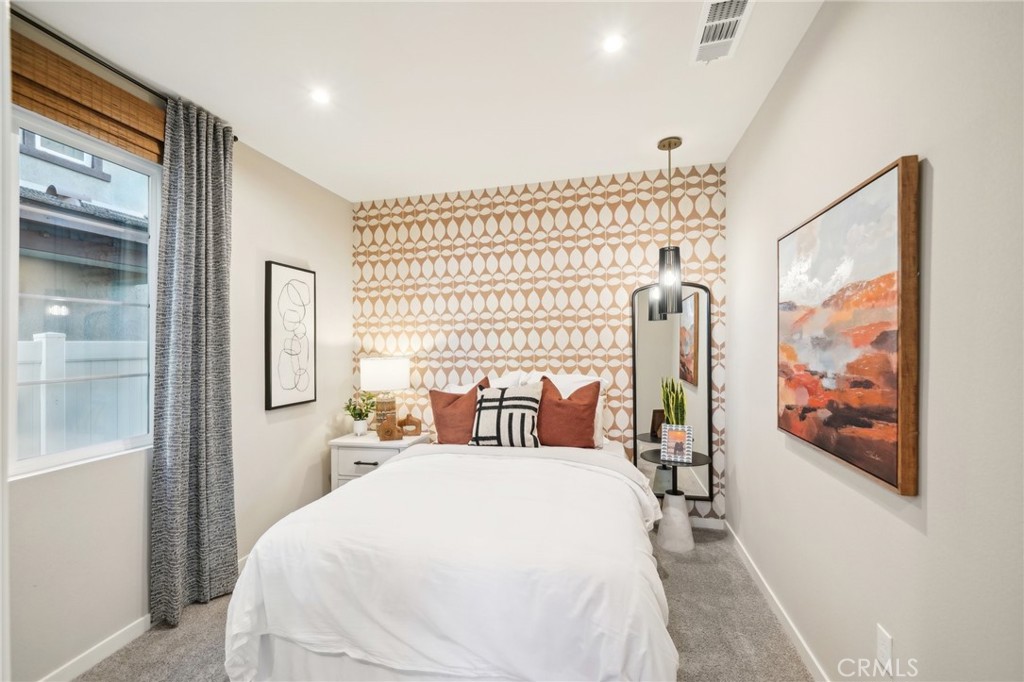 16031 Olivas Lane Property Photo 6