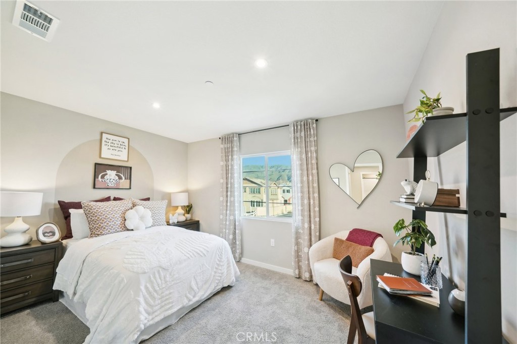 16031 Olivas Lane Property Photo 15