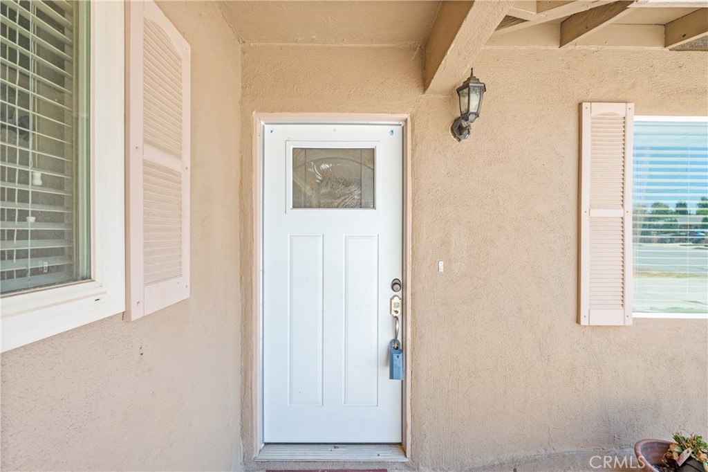 2174 W Monroe Street Property Photo 8