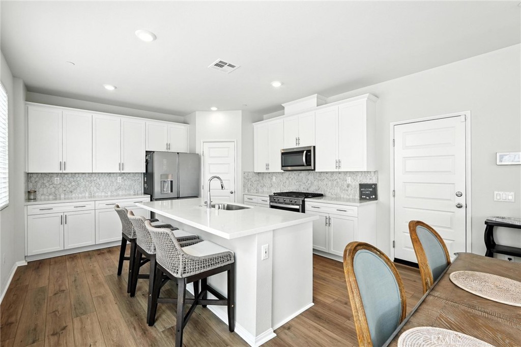 28267 Ashtree Street Property Photo 7