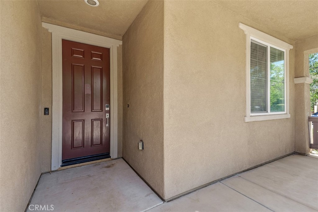 96 Luna Avenue Property Photo 3
