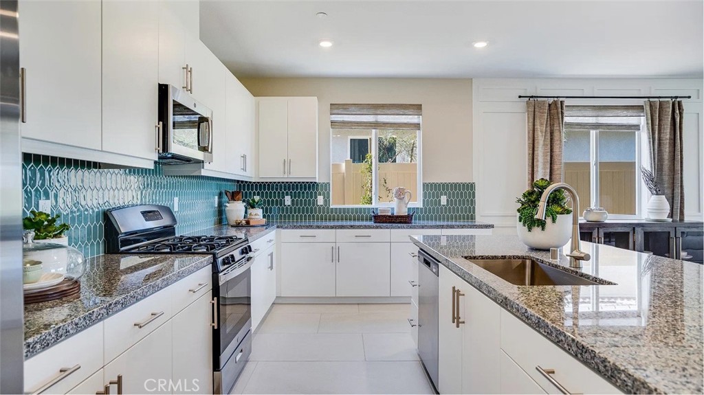 17558 Crabtree Meadows Property Photo 4