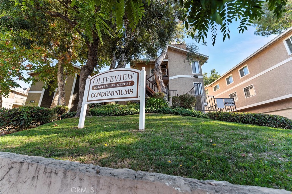 208 W Olive Avenue B
