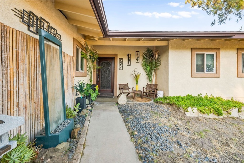 1850 Belmont Court Property Photo 3