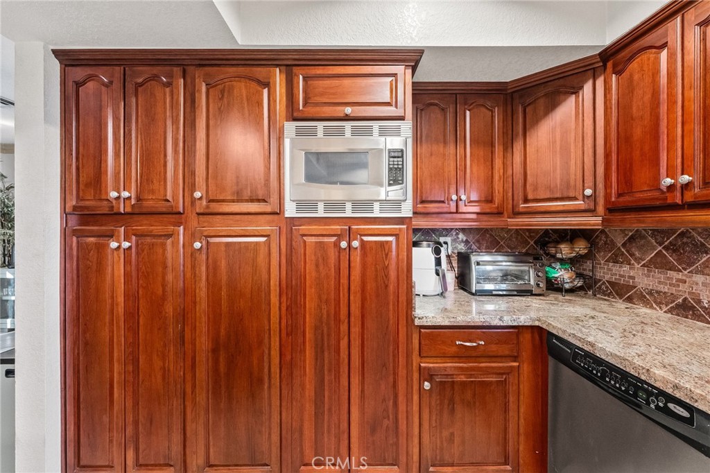 1850 Belmont Court Property Photo 13