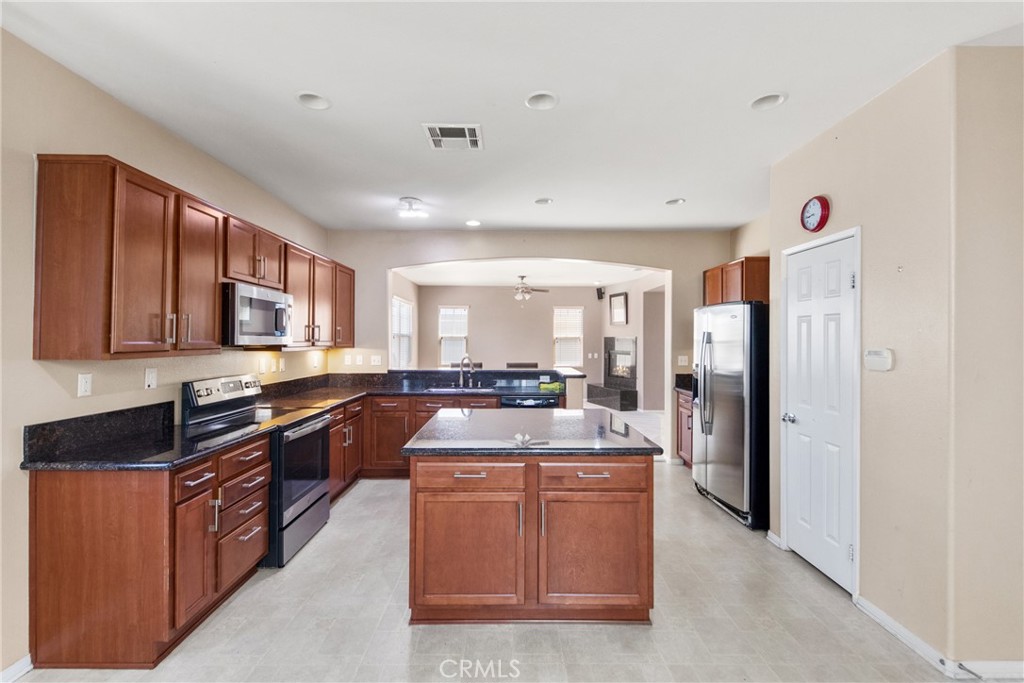 34066 Lily Road Property Photo 9