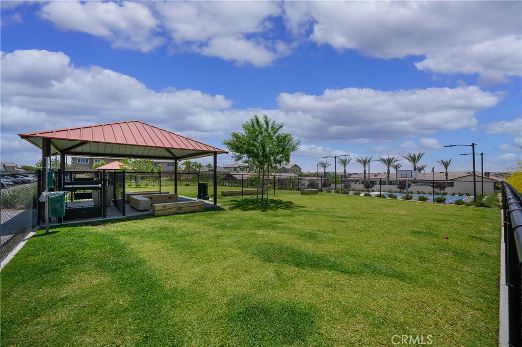 16617 Shallot Street Property Photo 24