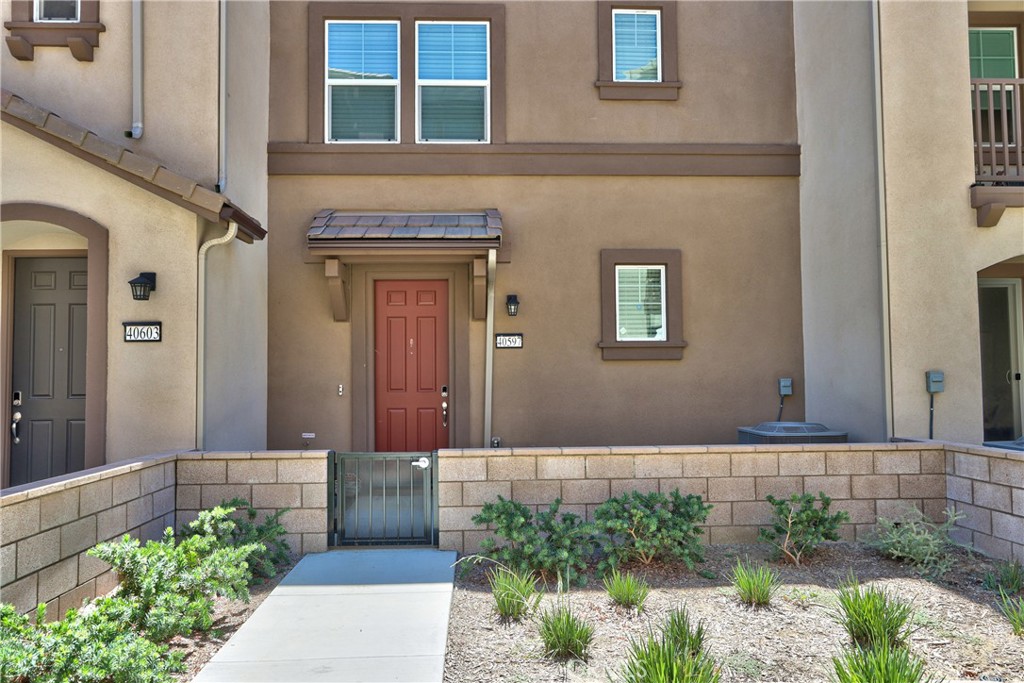 40597 Melrose Drive Property Photo 1