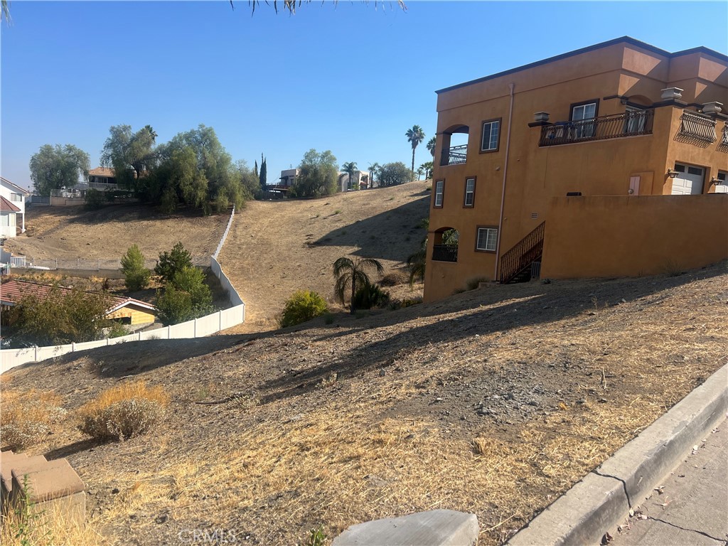 22871 Giant Fir Property Photo 2