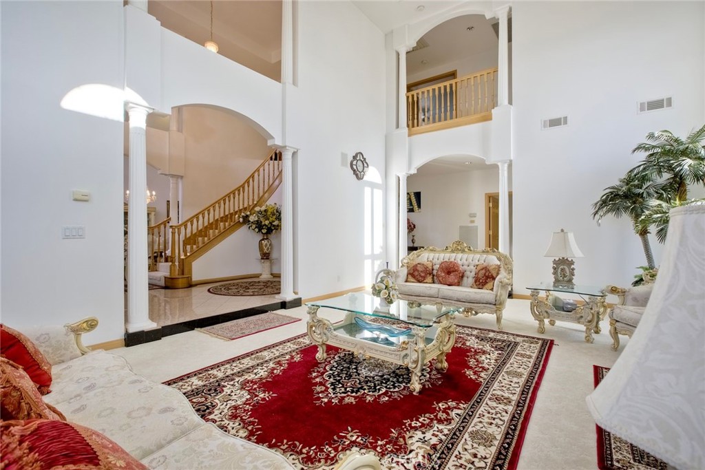 44273 French Circle Property Photo 7