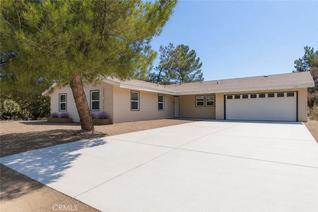 38855 Howard Road Property Photo 1
