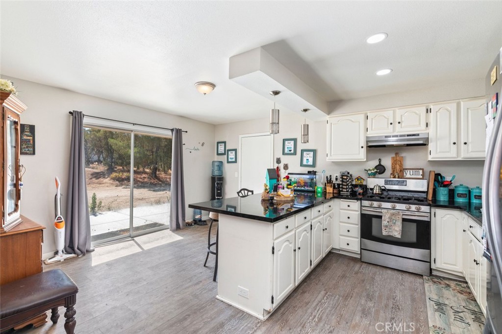 38855 Howard Road Property Photo 6