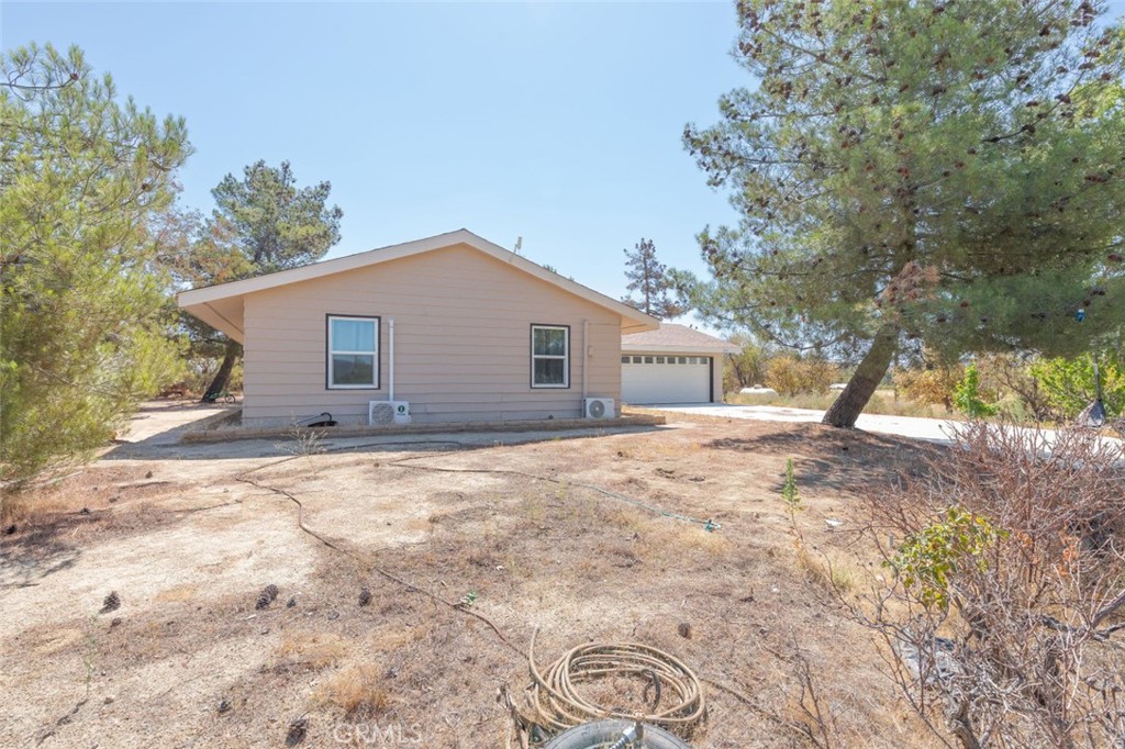38855 Howard Road Property Photo 16
