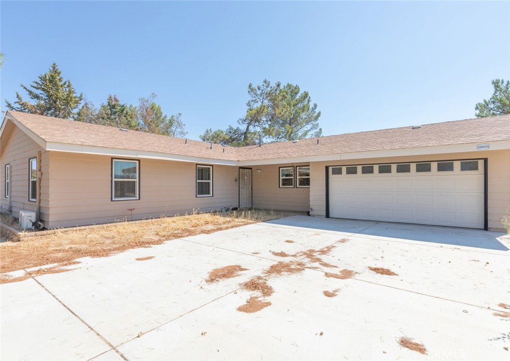 38855 Howard Road Property Photo 17