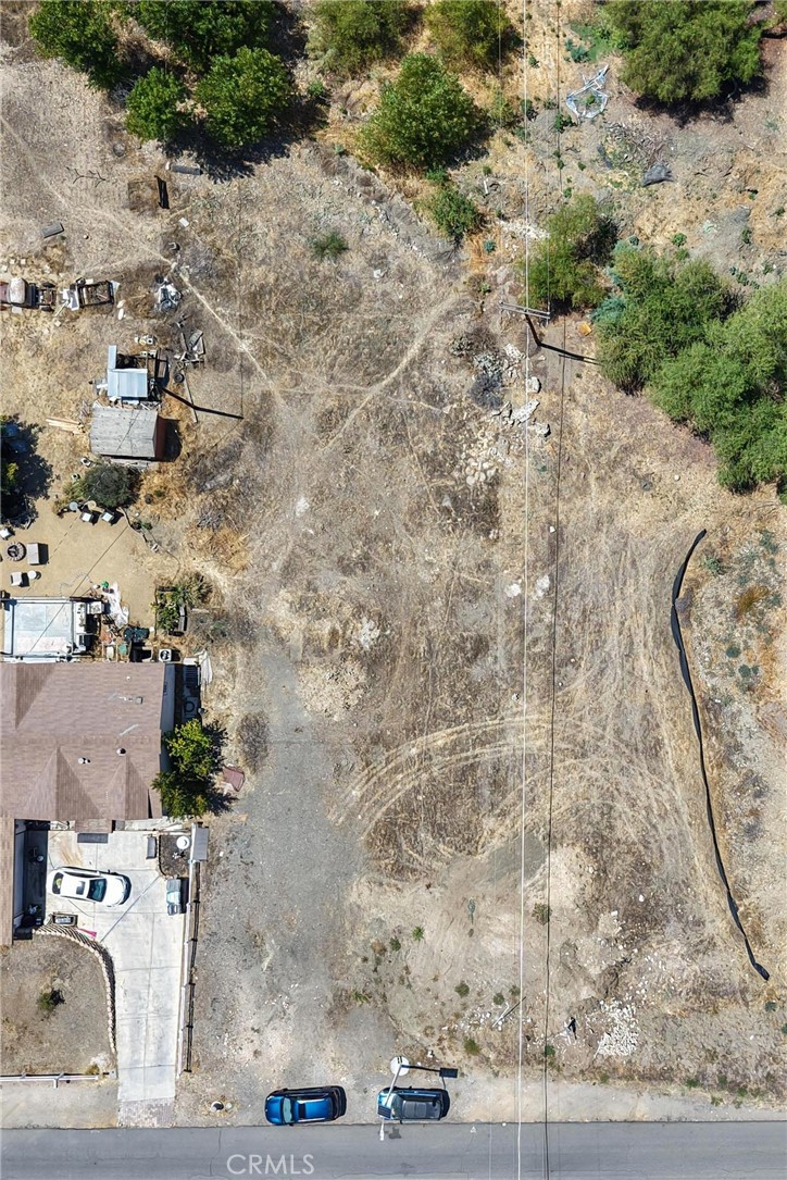 28415 Mountain View Place Property Photo 6