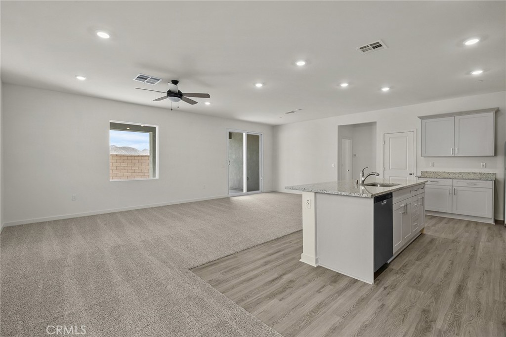 761 Longhorn Drive Property Photo 10