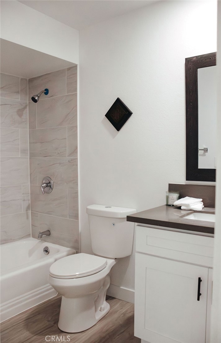 28296 Pebble Beach Drive Property Photo 5