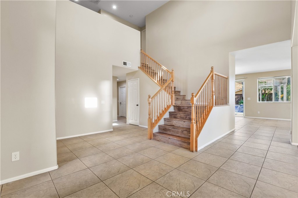 41793 Pioneer Street Property Photo 9