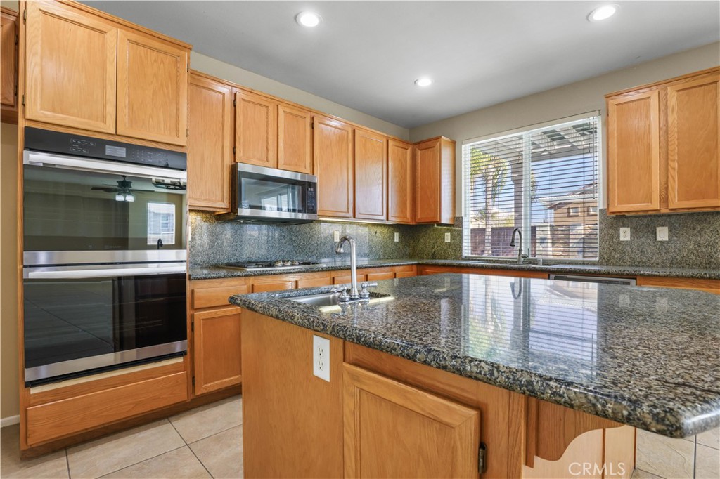 41793 Pioneer Street Property Photo 16