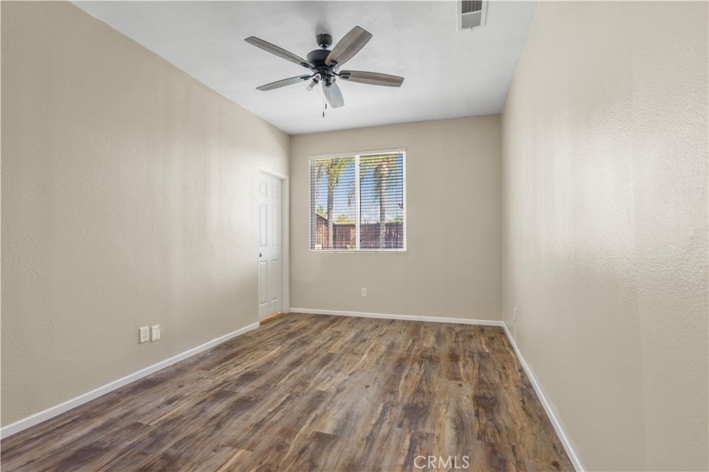 41793 Pioneer Street Property Photo 17