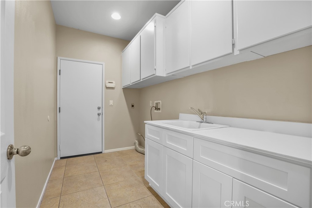 41793 Pioneer Street Property Photo 23