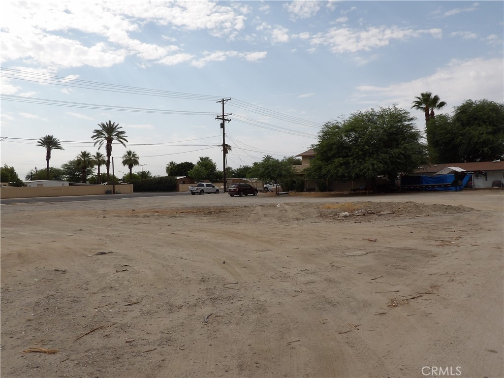 53049 Cesar Chavez Street Property Photo 3