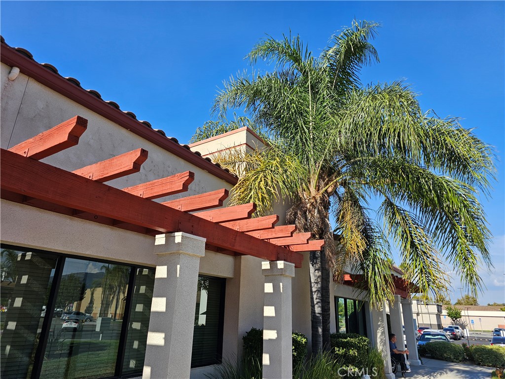 31685 Temecula Parkway Property Photo 4