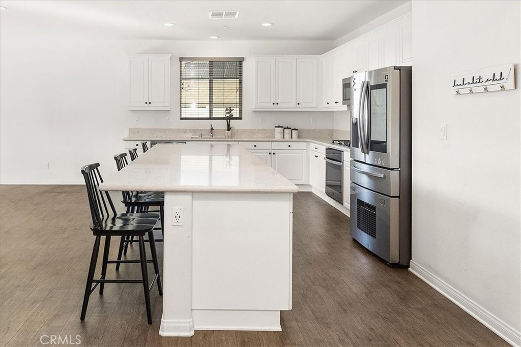 29129 Evans Way Property Photo 7