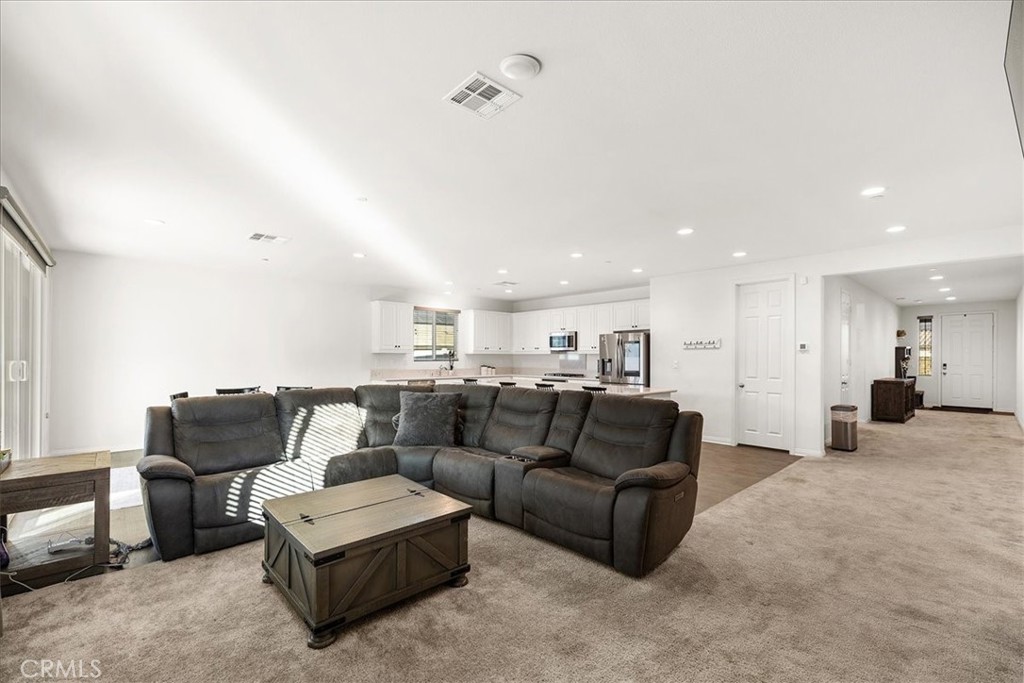 29129 Evans Way Property Photo 10