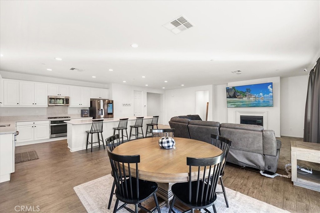 29129 Evans Way Property Photo 12