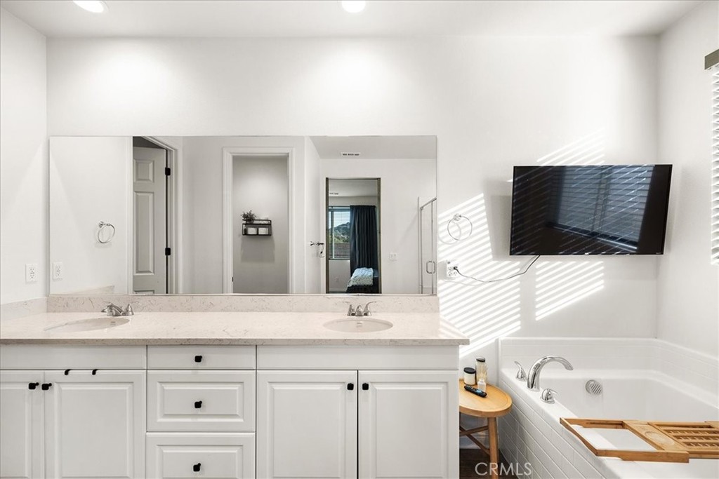 29129 Evans Way Property Photo 25