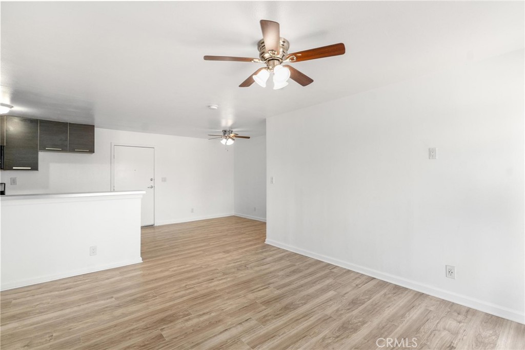 7254 Vassar Ave 308 Property Photo 5