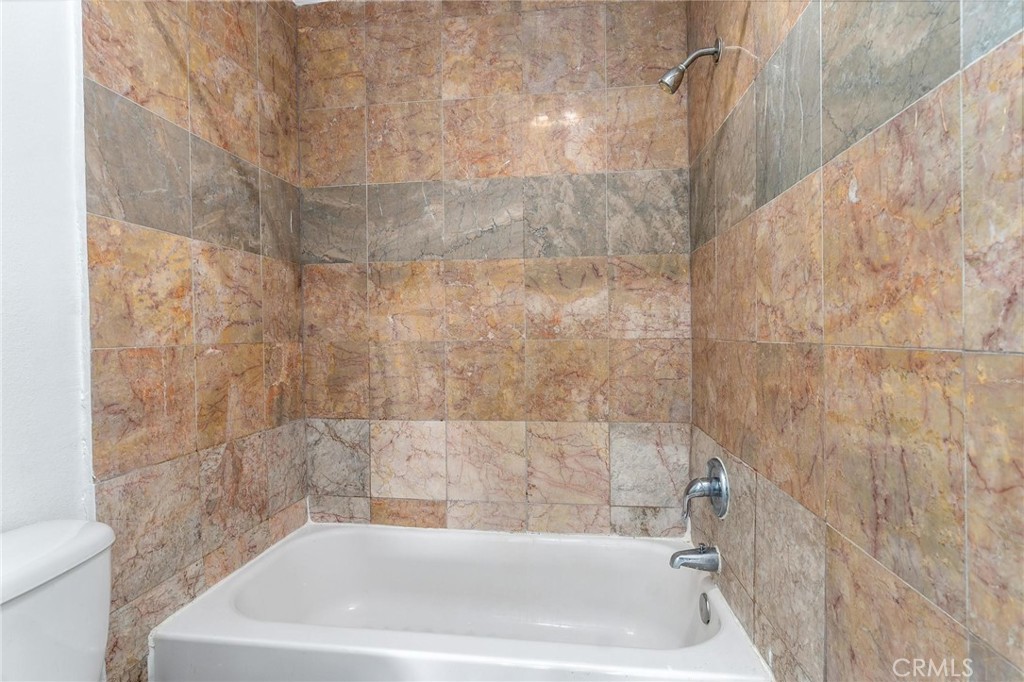 7254 Vassar Ave 308 Property Photo 20
