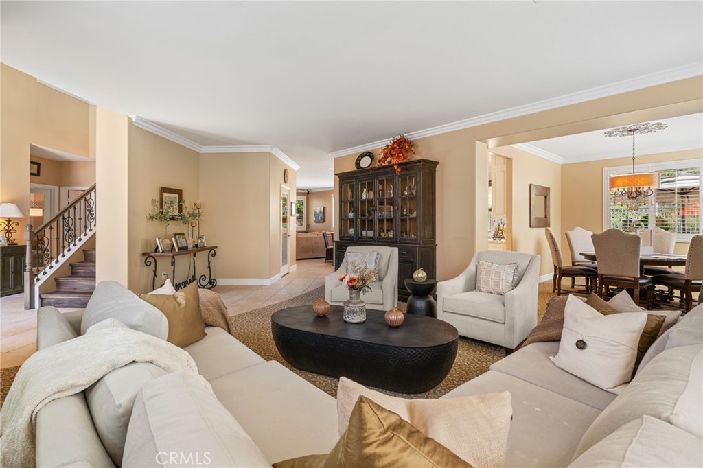 45250 Oakville Court Property Photo 15