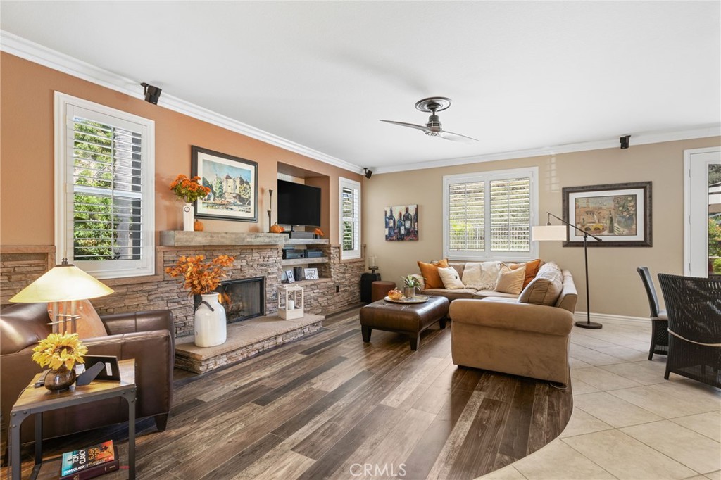 45250 Oakville Court Property Photo 22