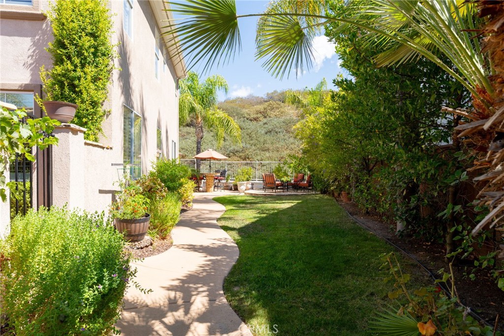 45250 Oakville Court Property Photo 43