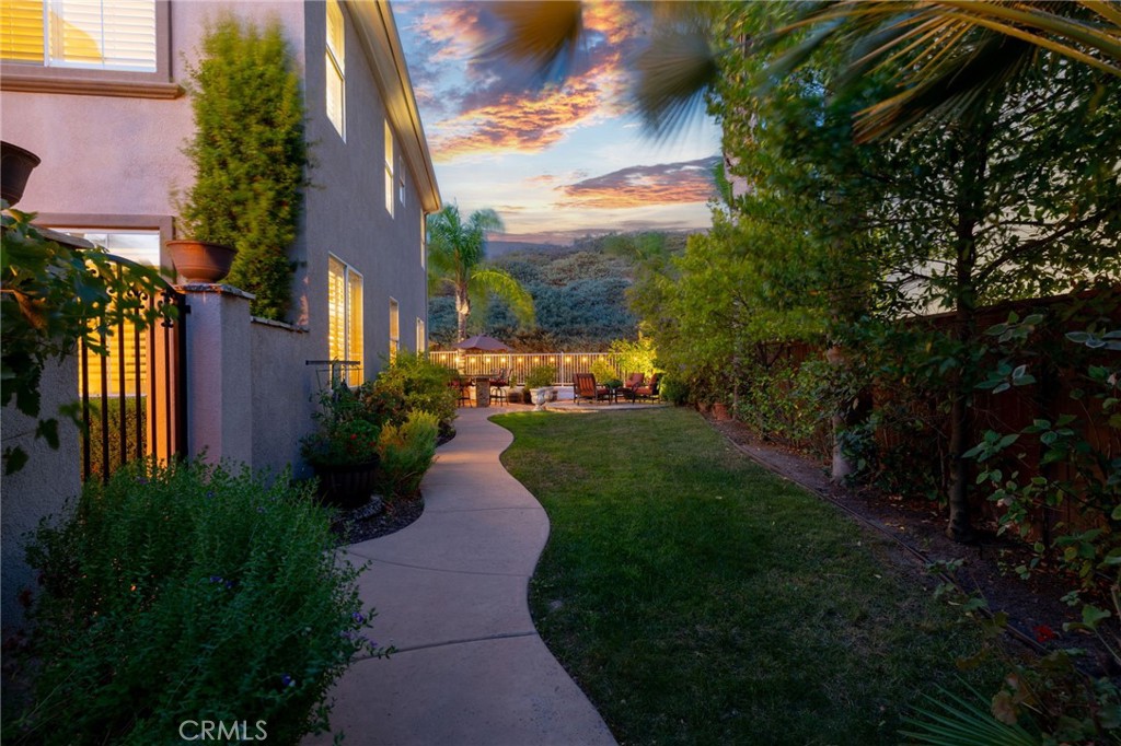 45250 Oakville Court Property Photo 48