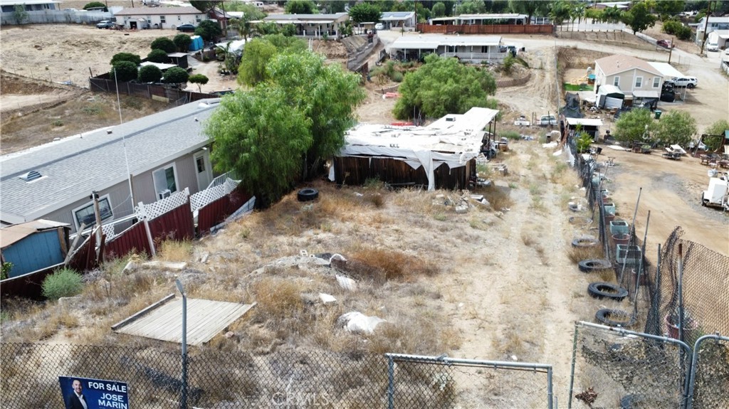 1 Kelly Lane Property Photo 2