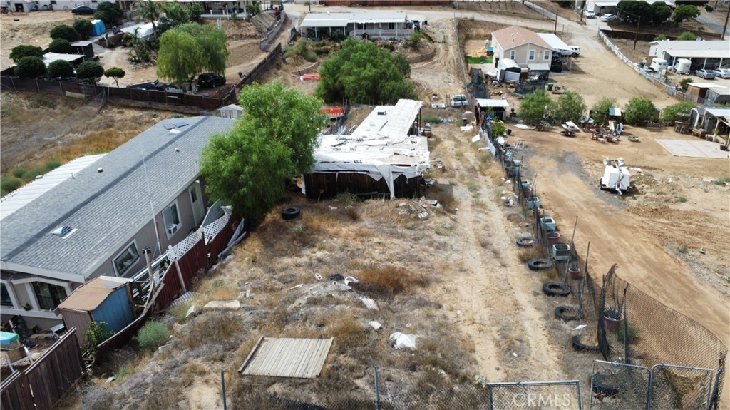 1 Kelly Lane Property Photo 3