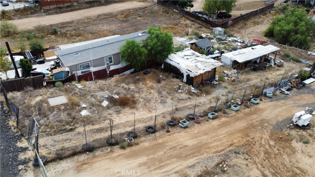 1 Kelly Lane Property Photo 4