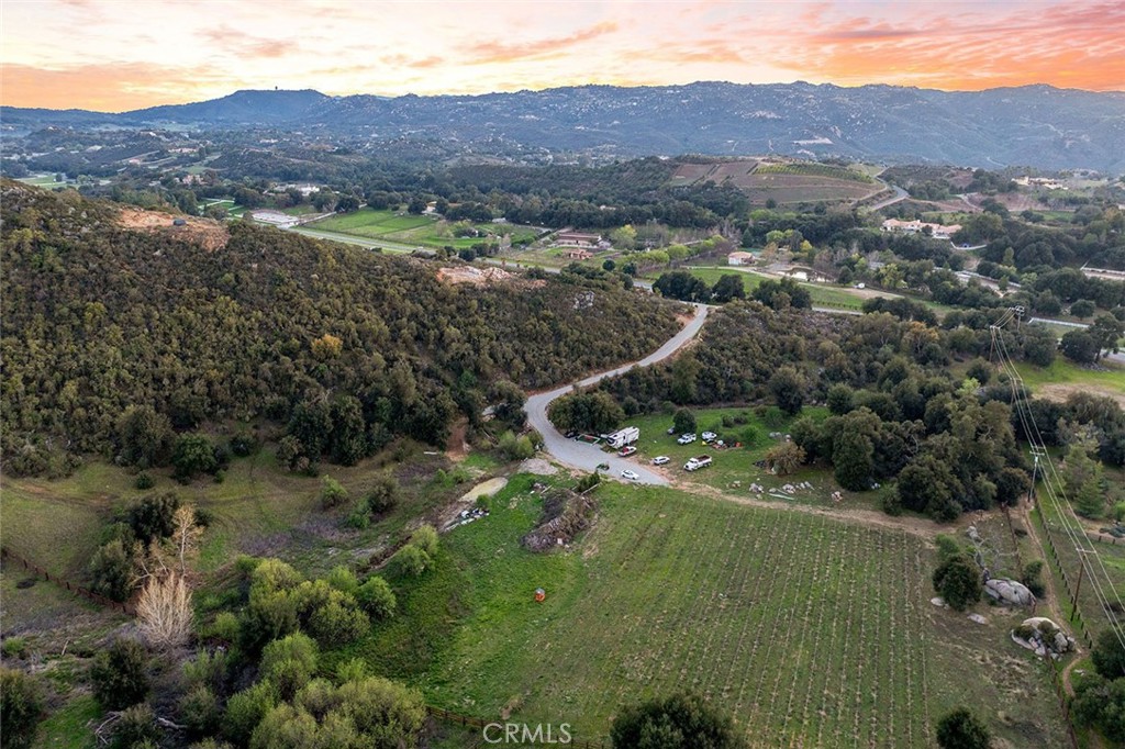 39948 Avenida La Cresta Property Photo 1