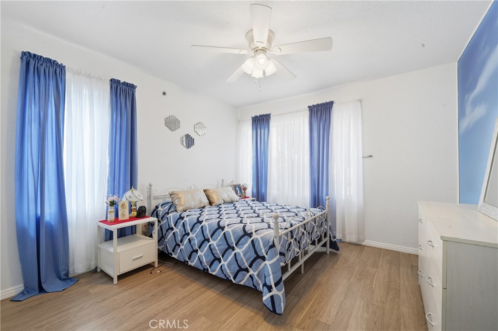 4539 E 53rd St Property Photo 15