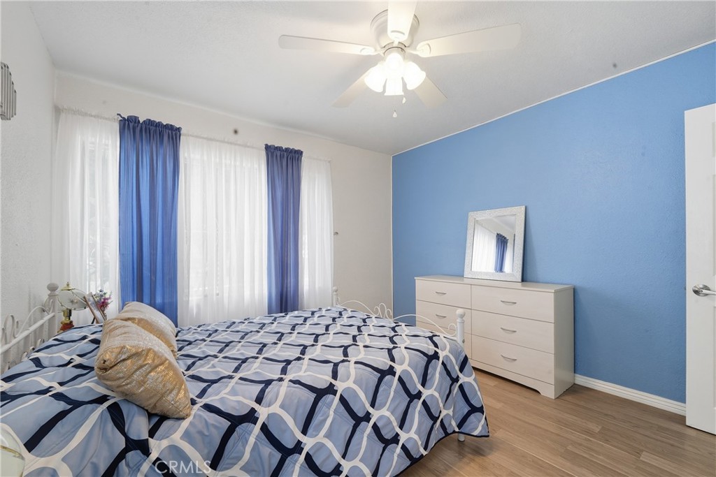 4539 E 53rd St Property Photo 17