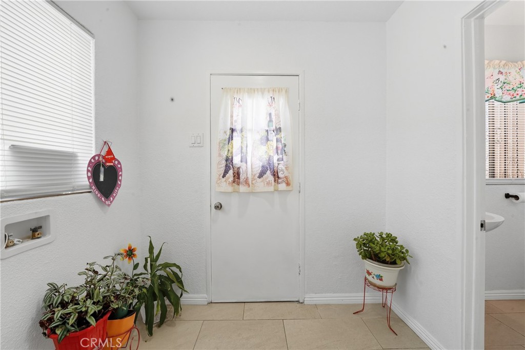 4539 E 53rd St Property Photo 32