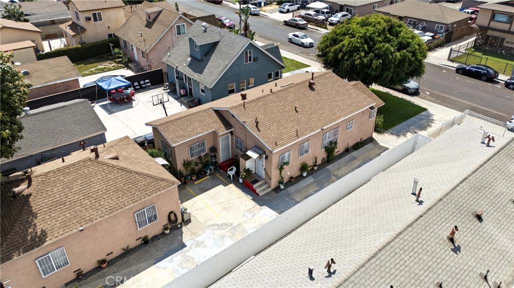 4539 E 53rd St Property Photo 44