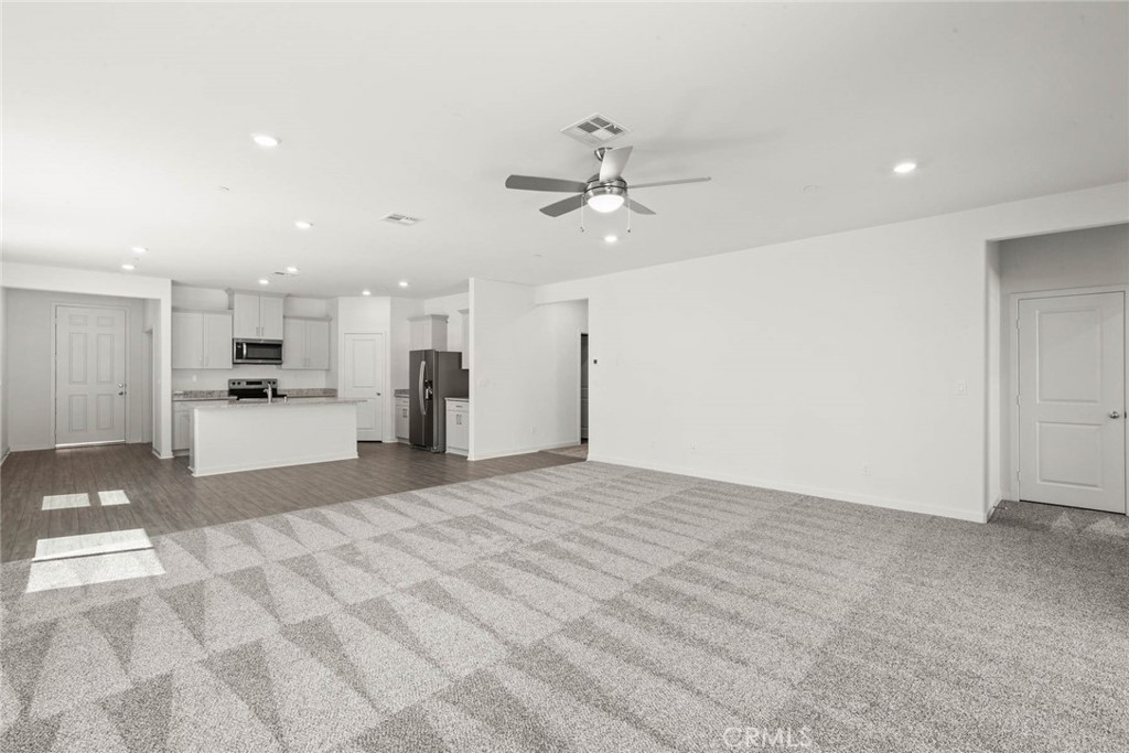 42495 Aruba Court Property Photo 6