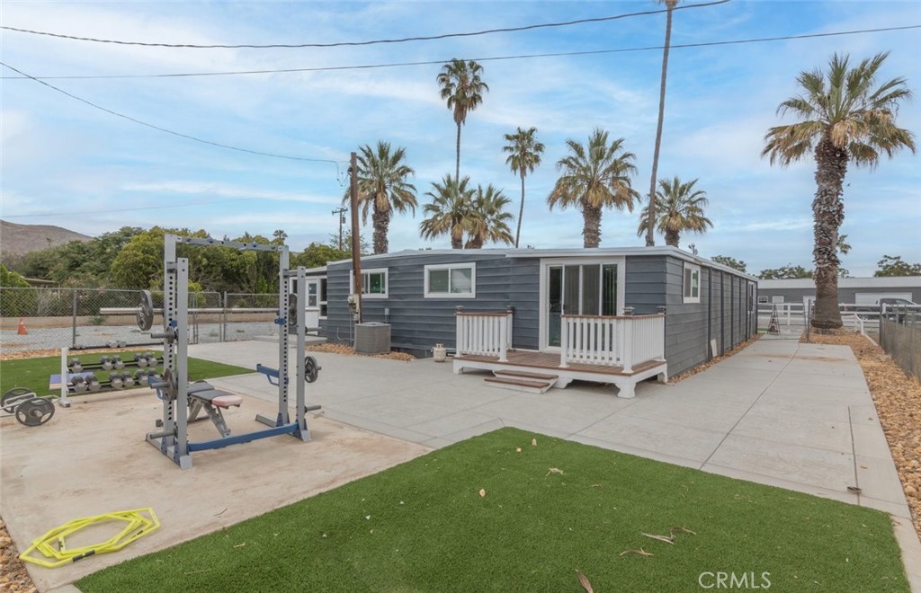 32935 9th Street Property Photo 8