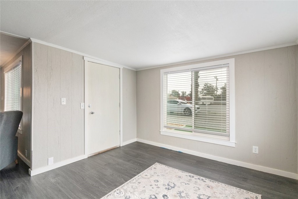 32935 9th Street Property Photo 12