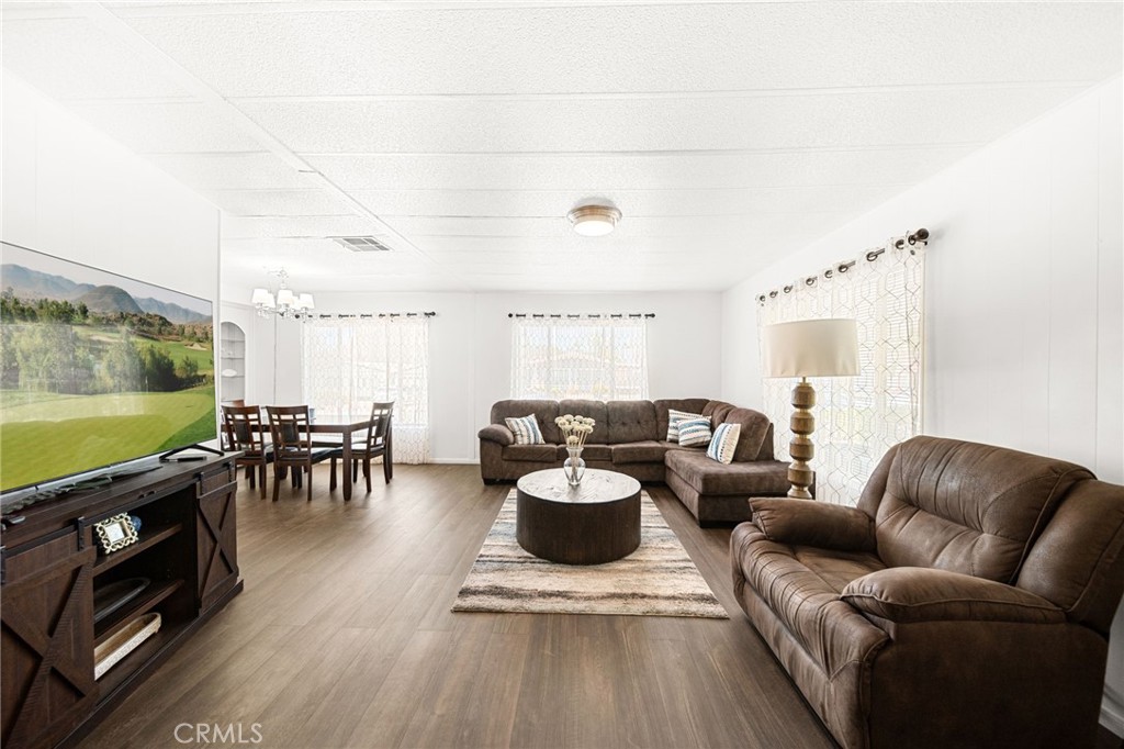 33990 Harvest Way Property Photo 8