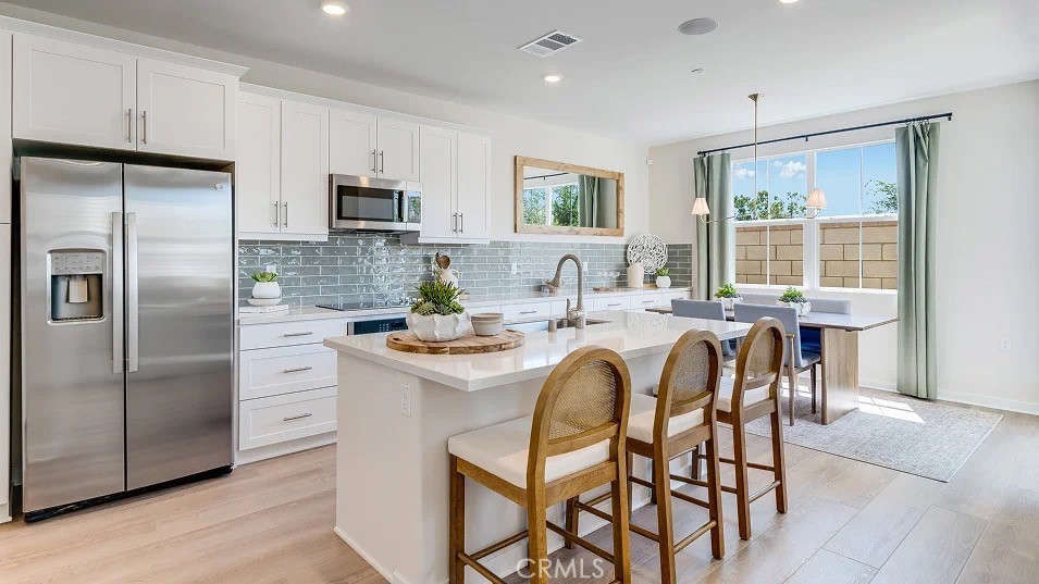 2606 E Forest Paseo Property Photo 1